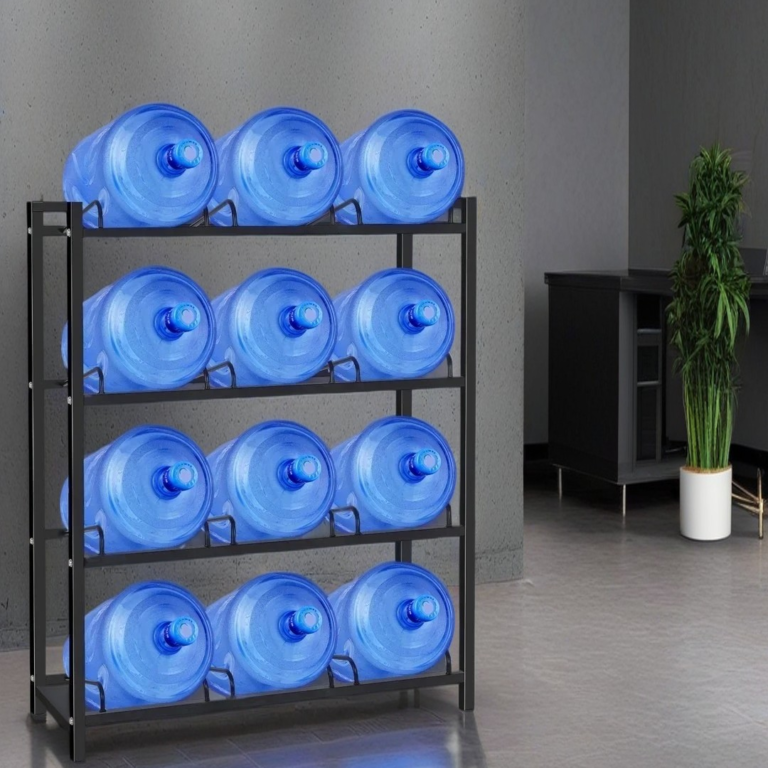 How American Households Efficiently Store 10 Five-Gallon Buckets